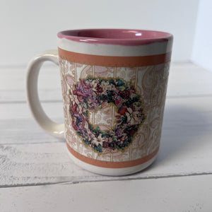 wreath mug pink