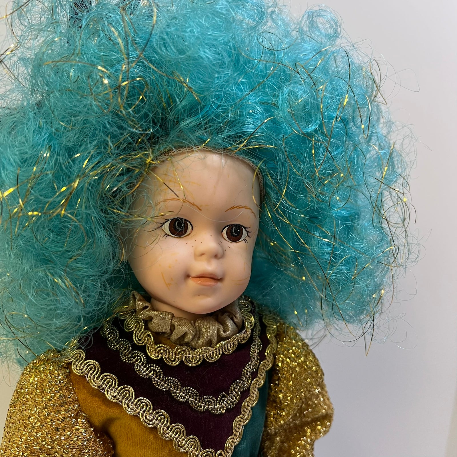 Robin Woods Amuse Doll 1988 14 Vinyl Jester Doll with Blue Hair
