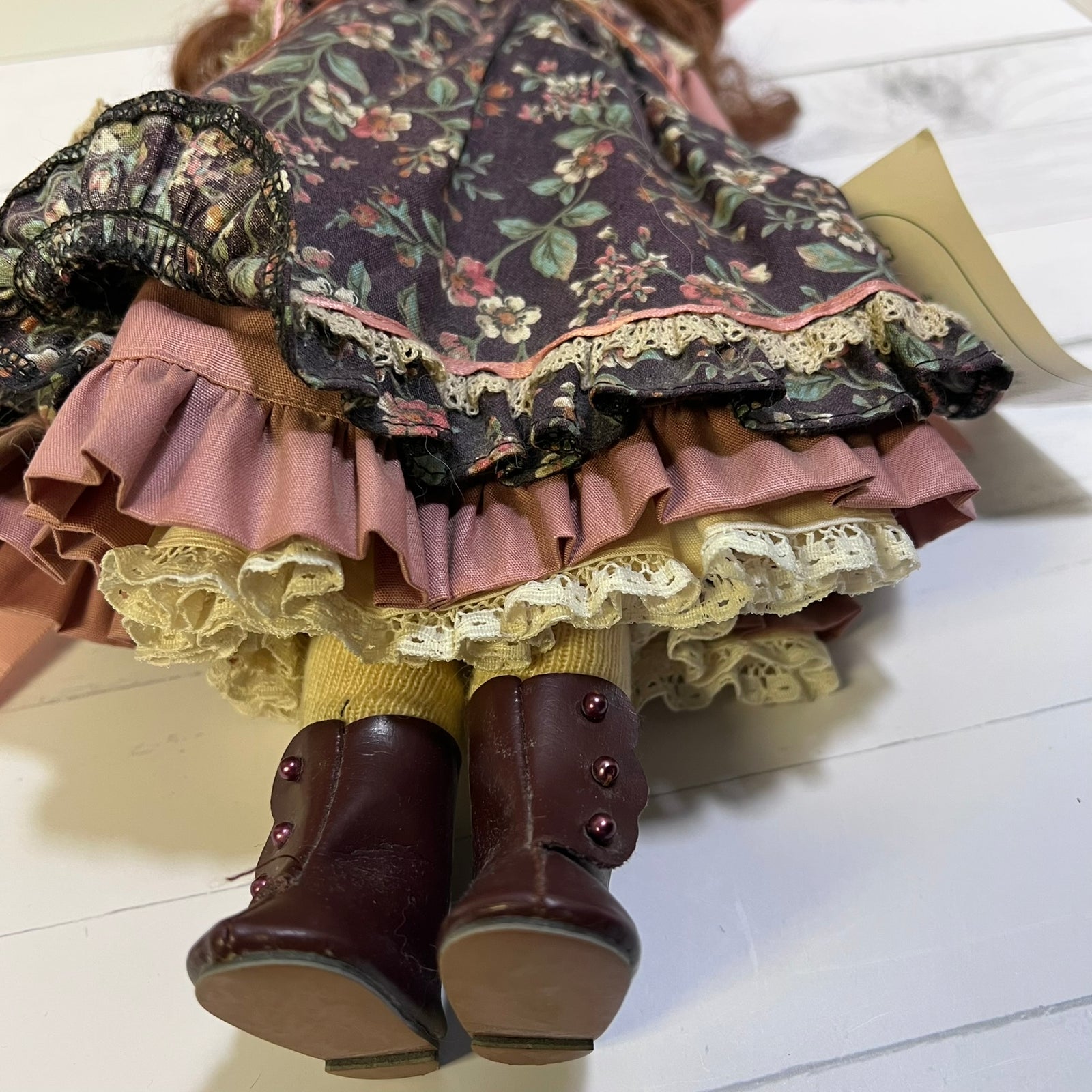 Robin Woods Priscialla collectible doll