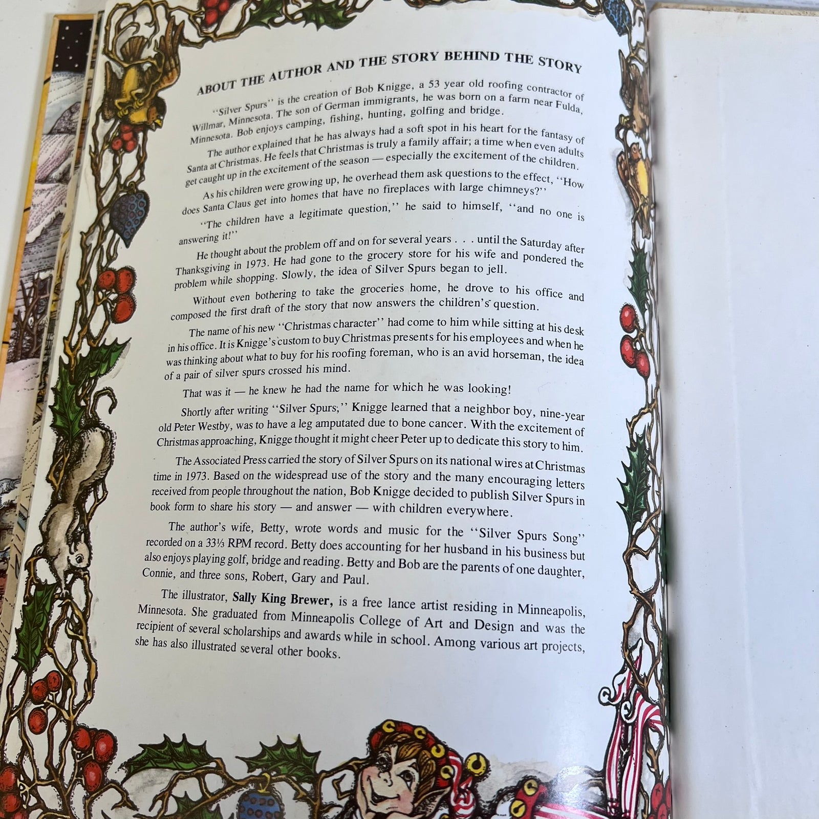 Vintage 1975 Silver Spurs Santa's Smallest Brightest Elf Hardcover First Edition Book