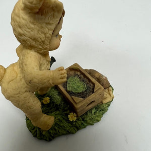 Easter Bunny Figurines Lot of 3 Small Resin Bunny Rabbit Decoration