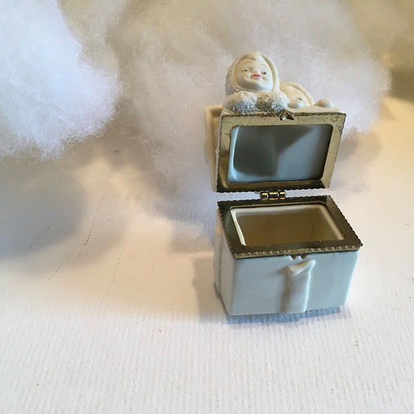 Department 56 Snowbabies “Surprise” Bisque Hinged Trinket Box