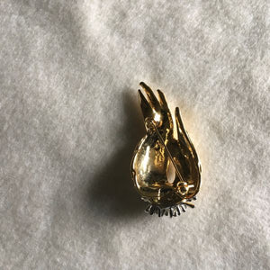Vintage Gold Tone Feather Brooch With Silver Tone Center