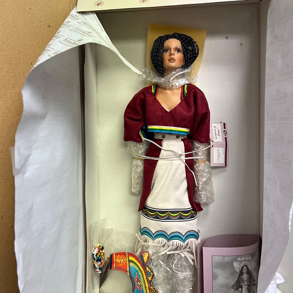 A CHARADES FINE PORCELAIN NATIVE AMERICAN DOLL | #2108101445 A CHARADES FINE PORCELAIN NATIVE AMERICAN DOLL | #2108101445