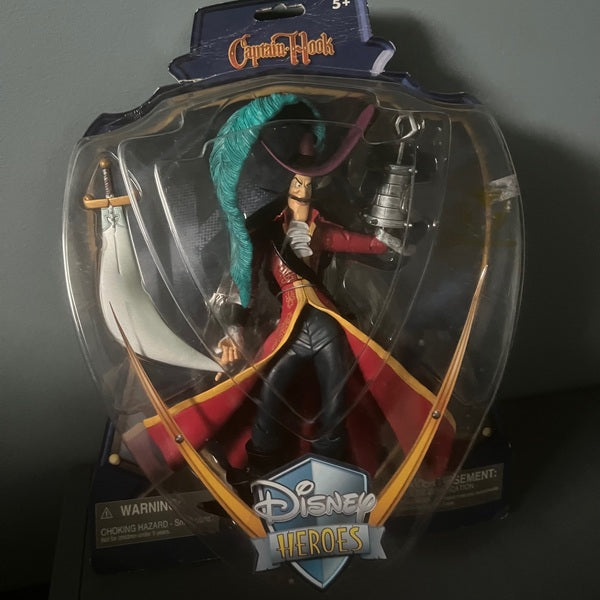 Disney Heroes Captain Hook Figurine Peter Pan Series