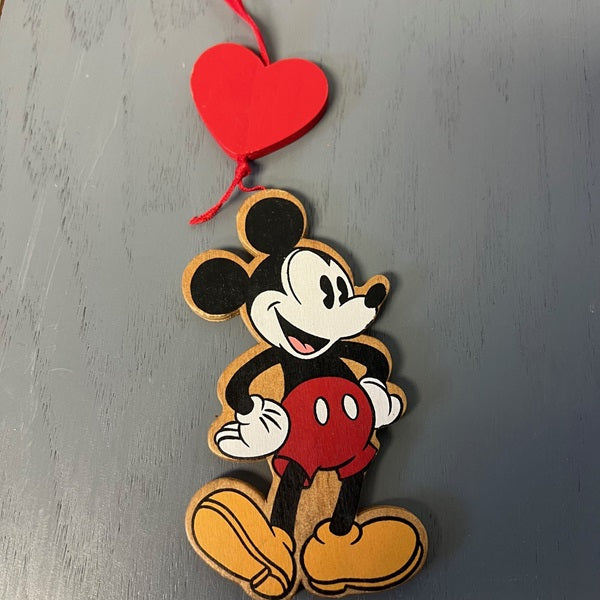 Disney Wooden Hanging Ornaments with Heart Mickey Minnie Pluto Donald Lot of 4