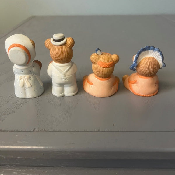 Homco Autumn Harvest Bears Thanksgiving Set of 4 Figurines