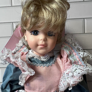 Robin Woods 1988 Vinyl Doll 14in Jenny Doll With Tag