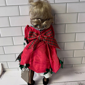 Robin Woods Vintage Doll Holly Noel Vinyl Christmas Doll 14in 1987