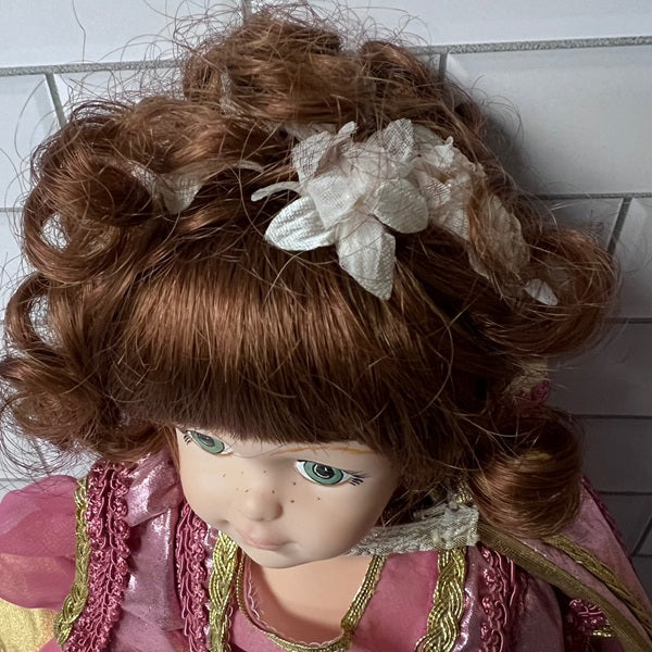 1988 Robin Woods Lady Elaine Doll - Camelot Castle Collection