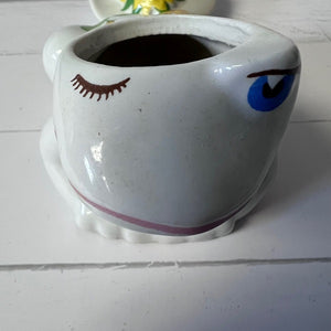 Avon Ceramic Winking Frog Potpourri Holder 1980