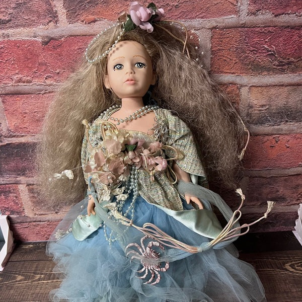 Robin Woods Little Lady of the Lake Doll Camelot Castle Collection