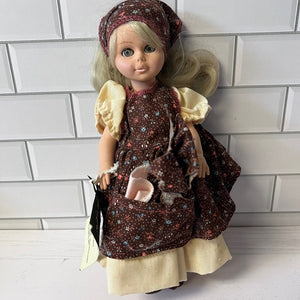 Robin Woods Poor Cinderella 9in Vinyl Doll 1987