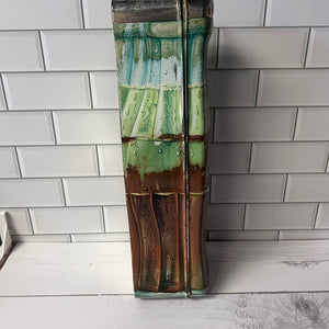 coca cola tin side view