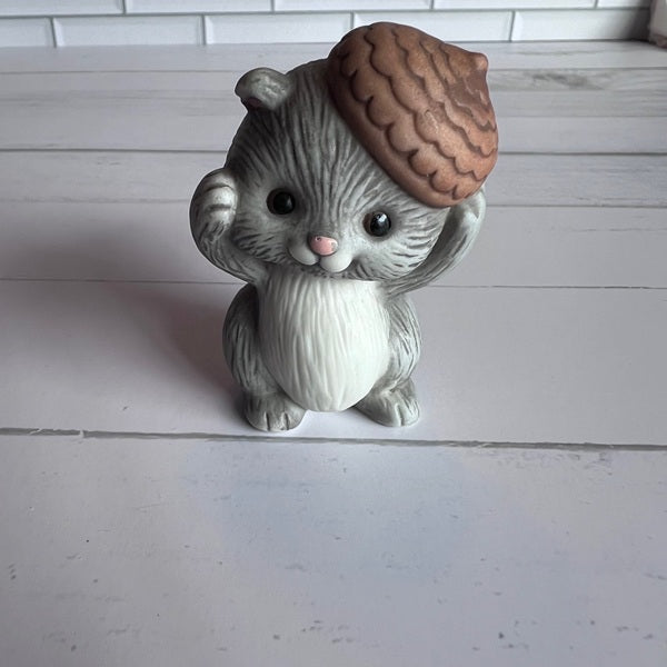 Avon Best Buddies Squirrel Porcelain Figurine 2.5 in