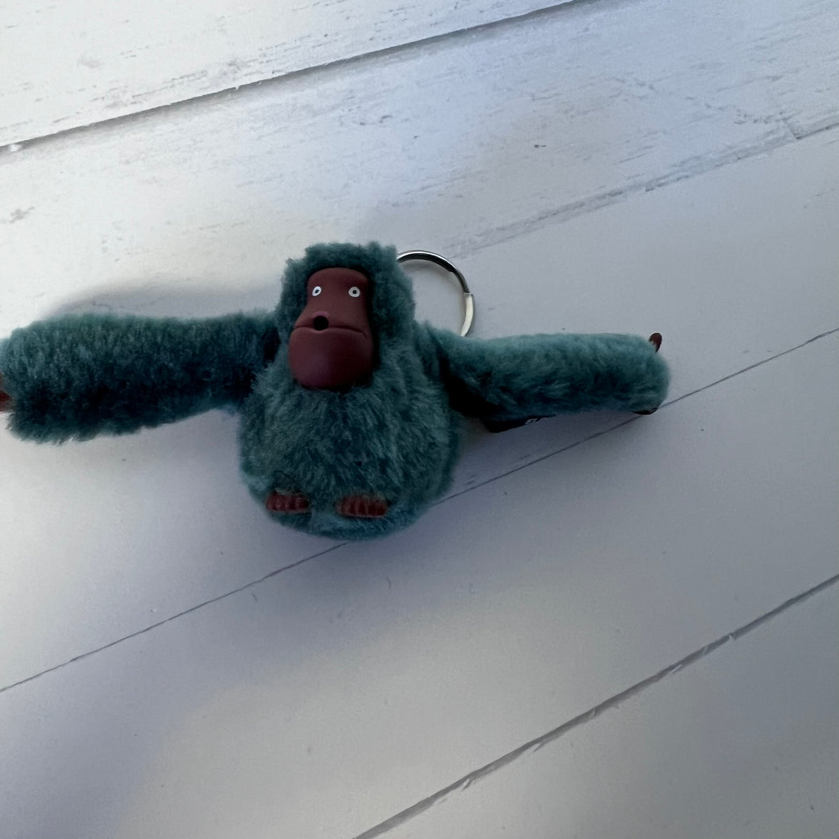 Kipling ELIN Monkey Keychain Plush Bag Charm Forest Green Gorilla Cambodia