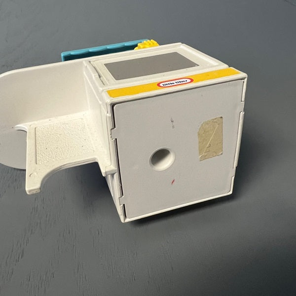 Little Tikes Vintage Dollhouse Kitchen Island Blue Yellow