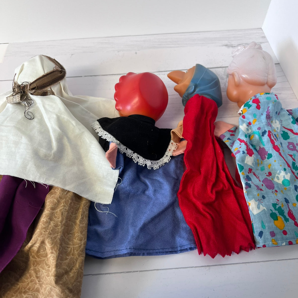 Lot of 4 Vintage Fairy Tale Hand Puppets Grandma Witch King Jester 1970s
