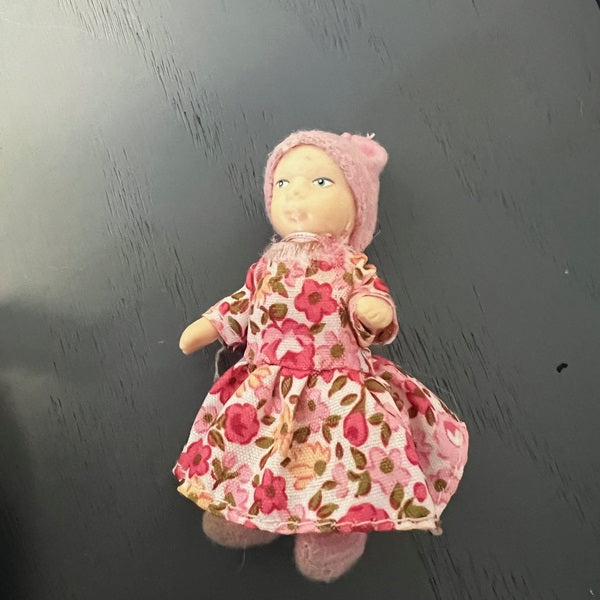 Melissa and Doug Miniature Dollhouse People Bendable Wooden 