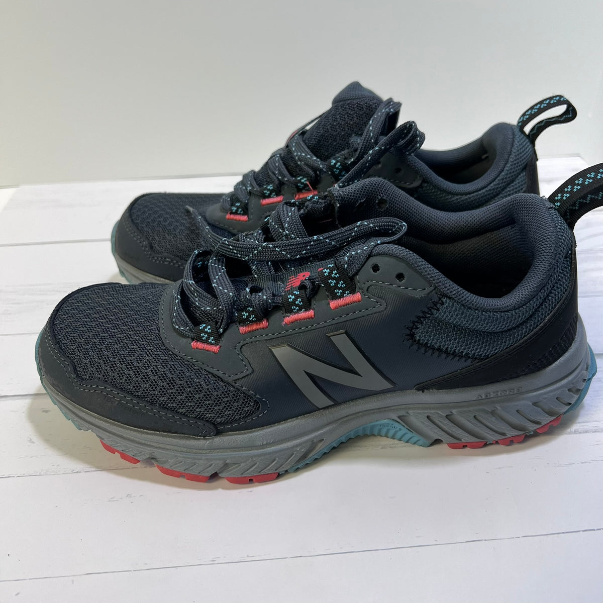 New Balance 510v5 All-Terrain Trail Running Shoes Women's Size 6 WT510LK5