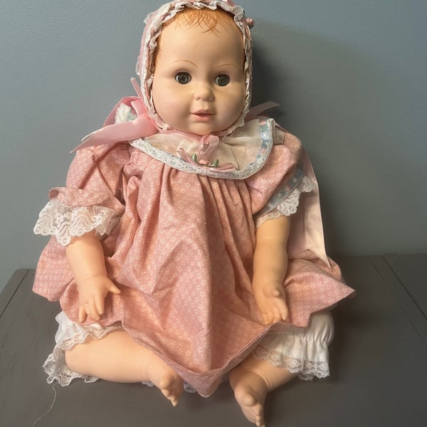 Robin Woods 18 inch Plastic and Cloth Baby Doll 1988