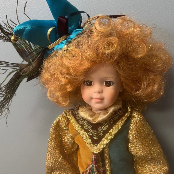 Robin Woods Amuse the Jester Camelot Castle Collection 13" Doll