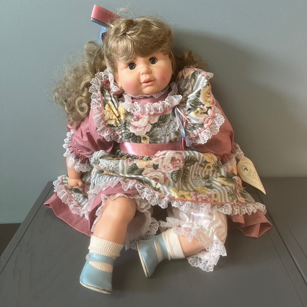 Robin Woods Playmate Today A Treasure Tomorrow Lindsay Doll 