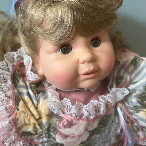 Robin Woods "Lindsay" 24" Vinyl Doll - Playmate Today, Treasure Tomorrow