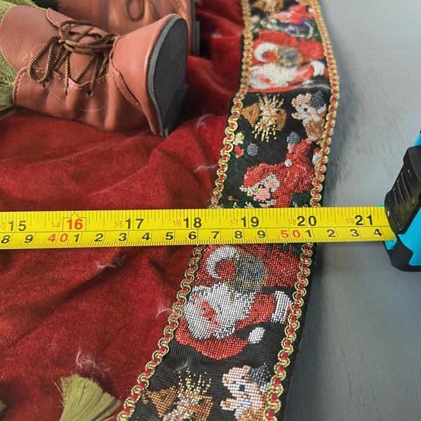 Robin Woods Saint Nicholas 18 inch The 1991 Christmas Collection Doll 