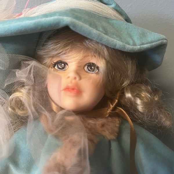 Robin Woods Vinyl Doll Blue Outfit Blond Hair Blue Eyes 14 inch