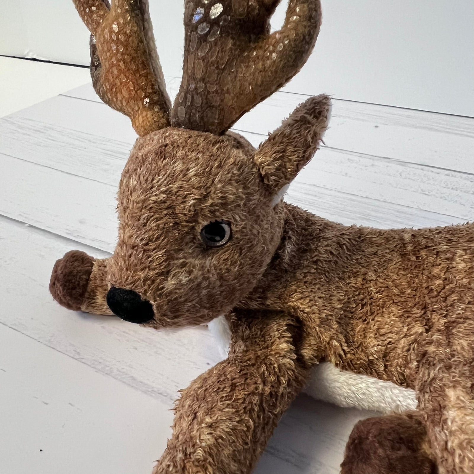 Ty Beanie Baby Roxie the Reindeer Plush 2000 Retired Black Nose Variant