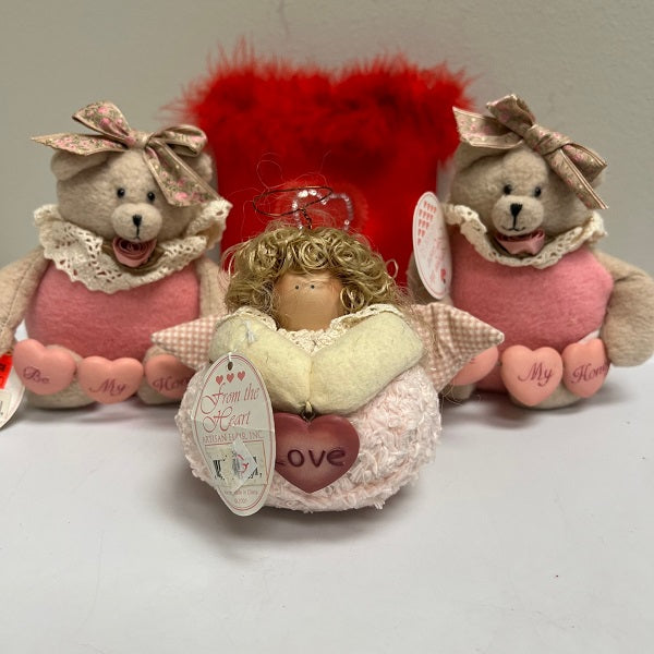 Valentine Plushy Lot of 4 Valentine Gift From the Heart Collection