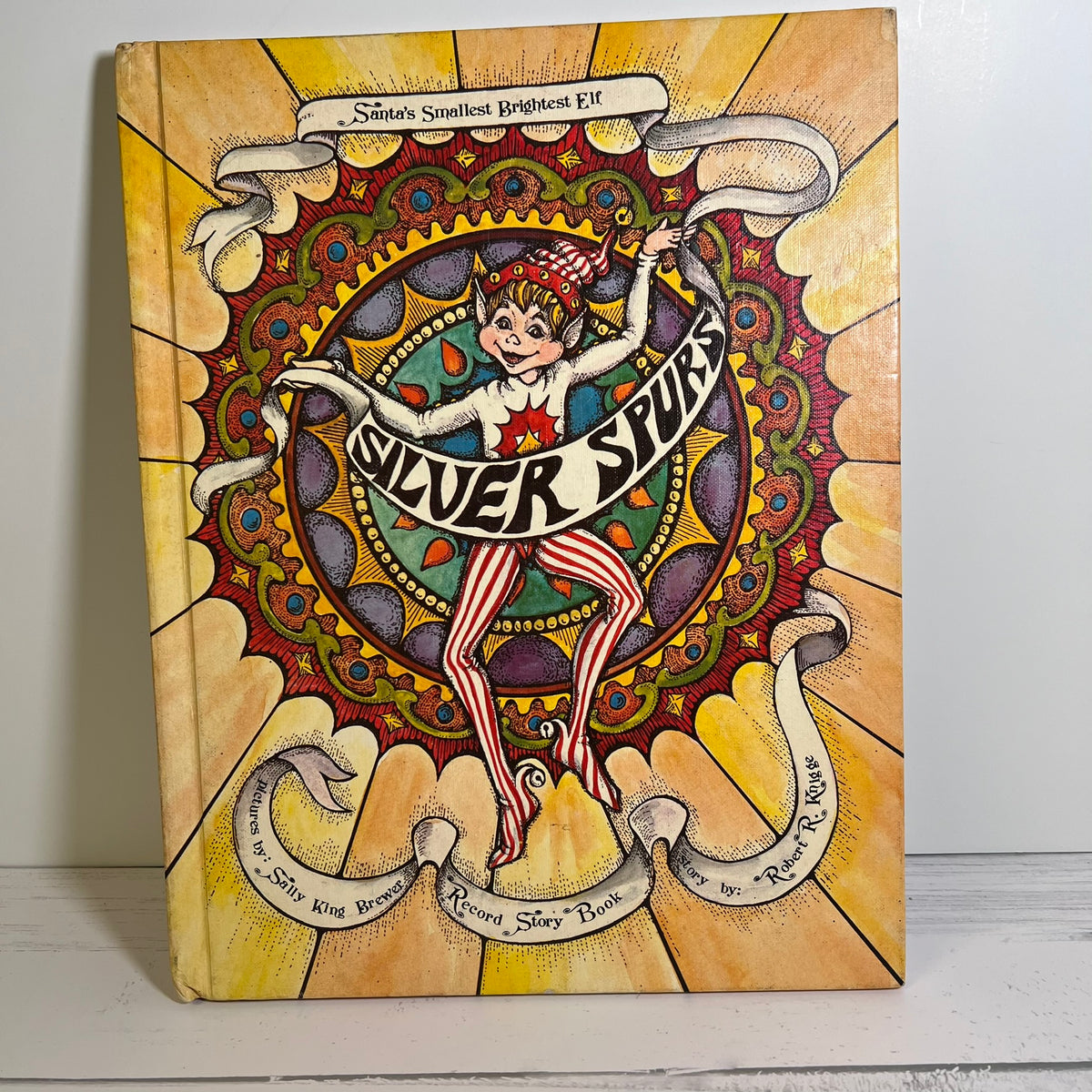 Vintage 1975 Silver Spurs Santa's Smallest Brightest Elf Hardcover First Edition Book