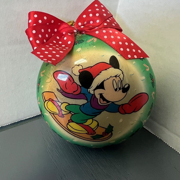 Vintage Disney Decoupage Plastic Ornaments Lot of 5 Mickey Donald  Pluto 