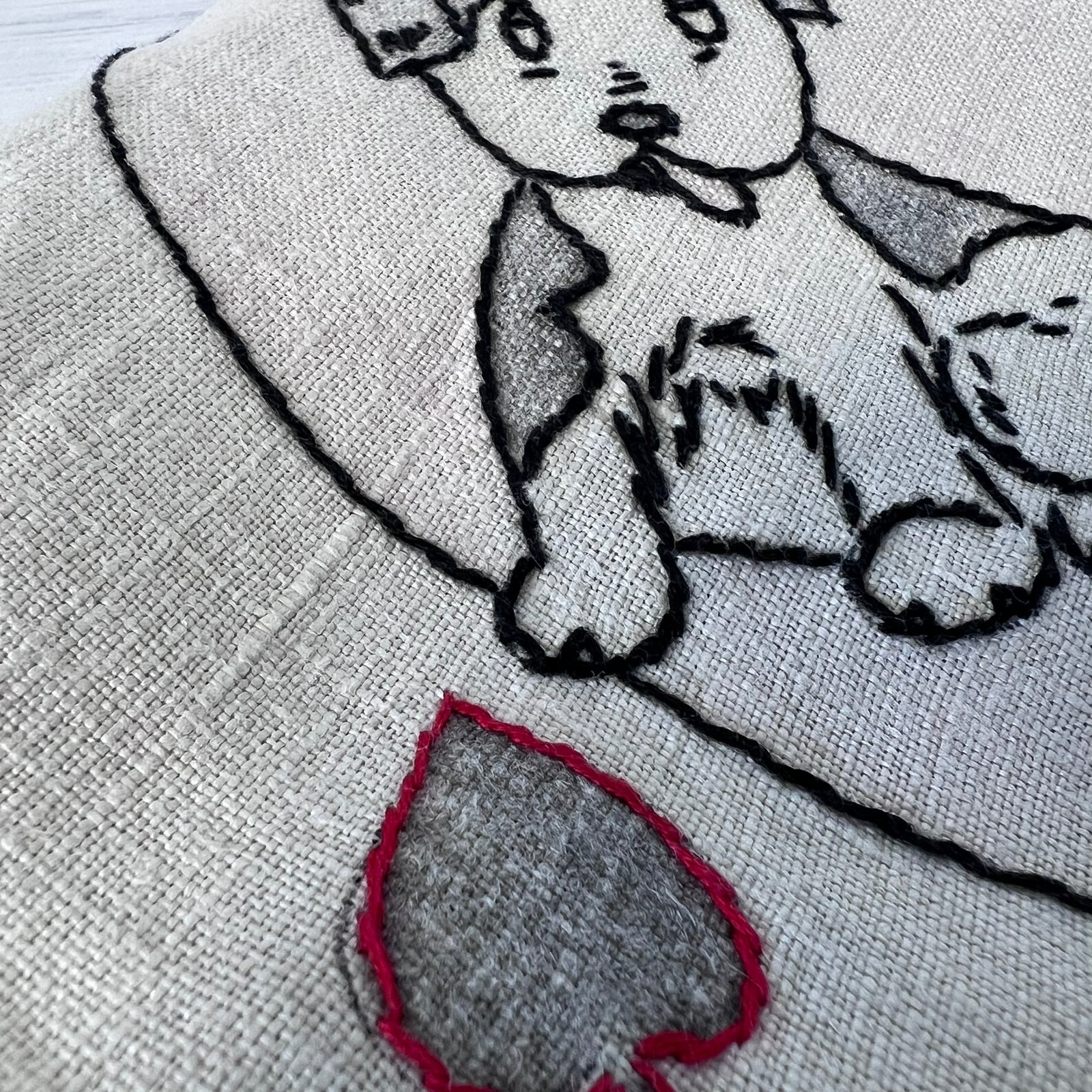 Vintage Hand Embroidered Linen Bridge Cloth Card Table Cover Puppy Motif 31x31