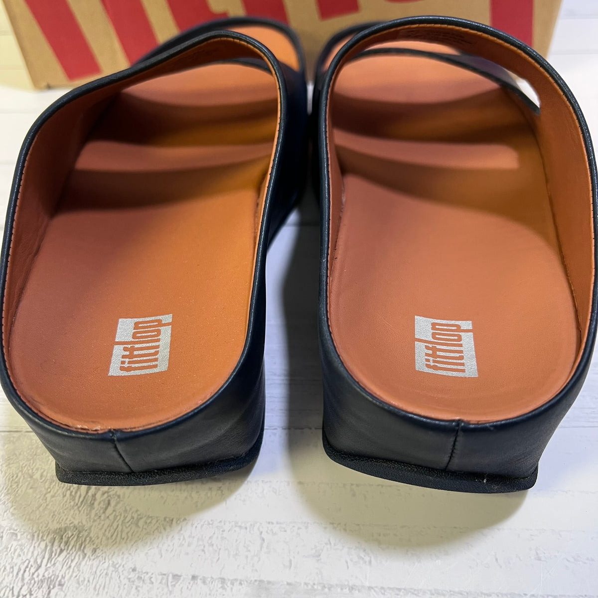 FitFlop Shuv Two Bar Leather Slides Stone Beige Women's Size 6