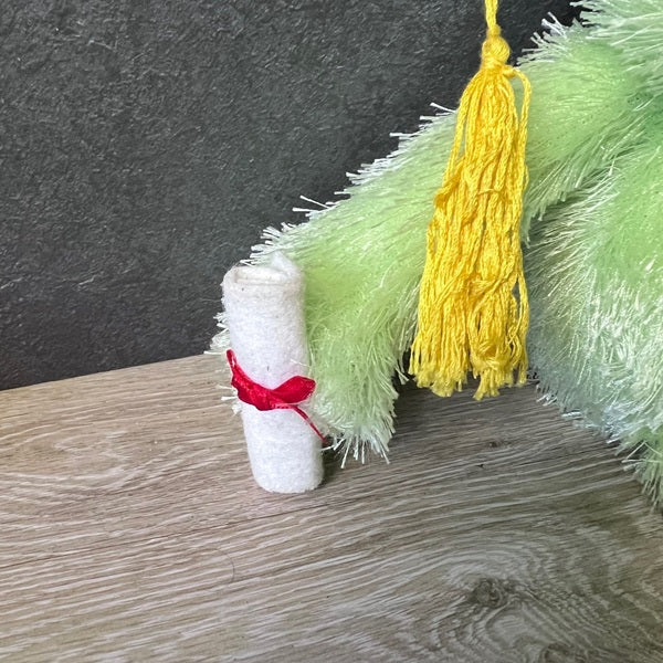 Gantz "Way To Go Grad" Graduation Frog Plush - 12" with Cap & Diploma