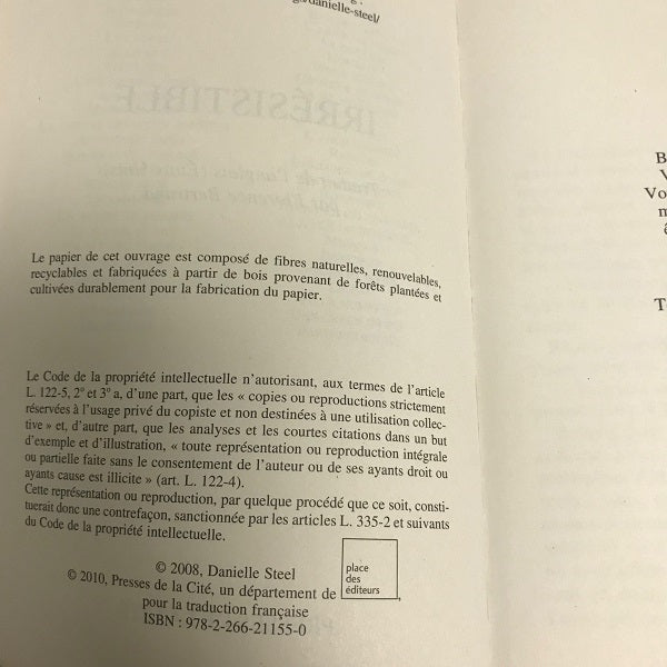 Danielle Steel Irresistible Pocket Paperback Book