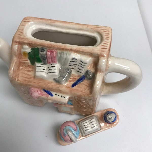 CKAO International Trading Ceramic Desk Teapot