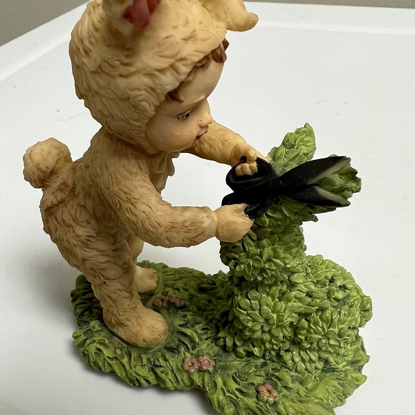 Easter Bunny Figurines Lot of 3 Small Resin Bunny Rabbit Decoration