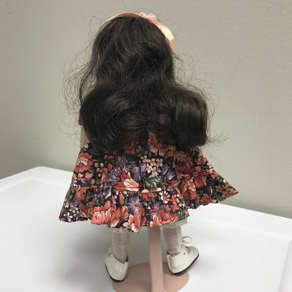 Goebel Carol Ann Doll 9.5 inch Doll With Stand Brown Hair 1992