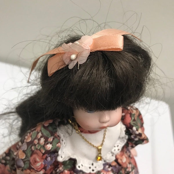 Goebel Carol Ann Doll 9.5 inch Doll With Stand Brown Hair 1992