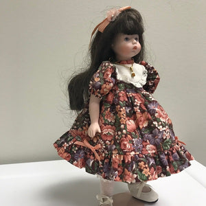 Goebel Carol Ann Doll 9.5 inch Doll With Stand Brown Hair 1992
