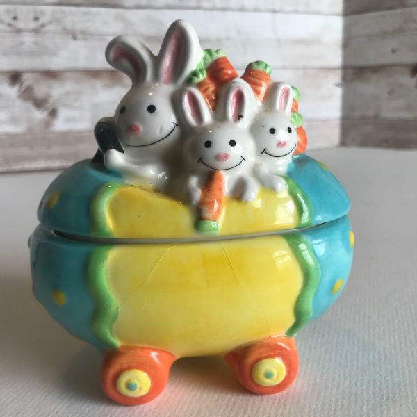 Hallmark Gourmet Gift Ceramic Easter Egg Car Bunny Family