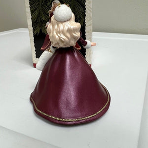 Hallmark Keepsake Ornament Holiday Barbie 1996