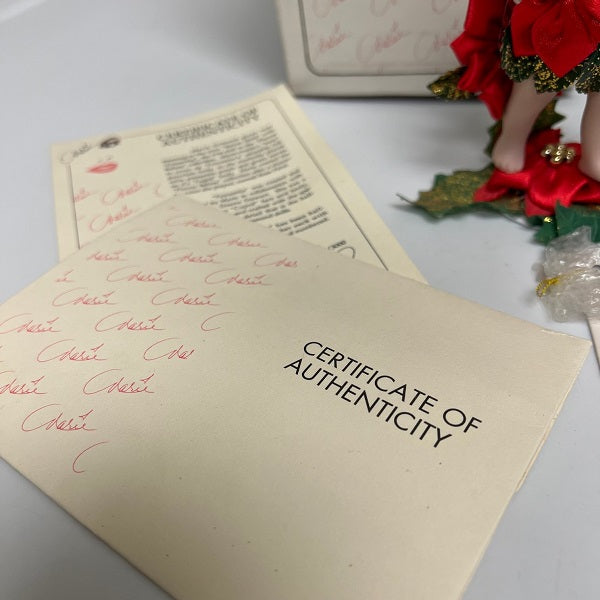 Marie Osmond Porcelain Flower Babies Figurine w Poinsettias