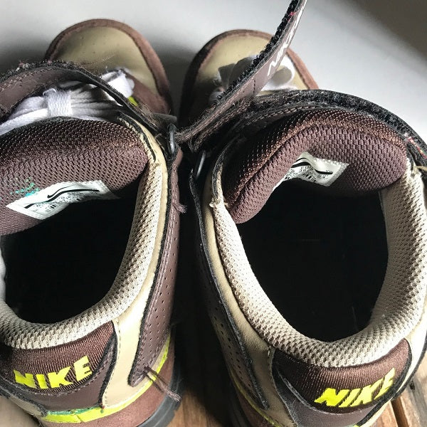 Nike Basketball | Skateboard Athletic Shoes | Size 6Y | Brown with Yellow Swoosh