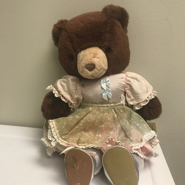 Robin Woods Plush Stuffed Bear Princess Brown Stuffed Animal 1988