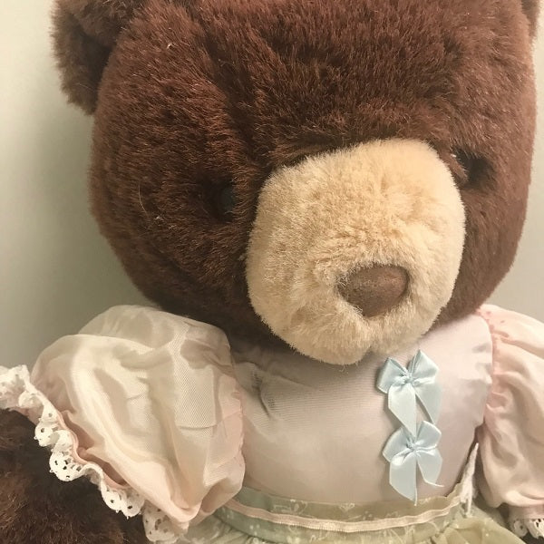 Robin Woods Plush Stuffed Bear Princess Brown Stuffed Animal 1988
