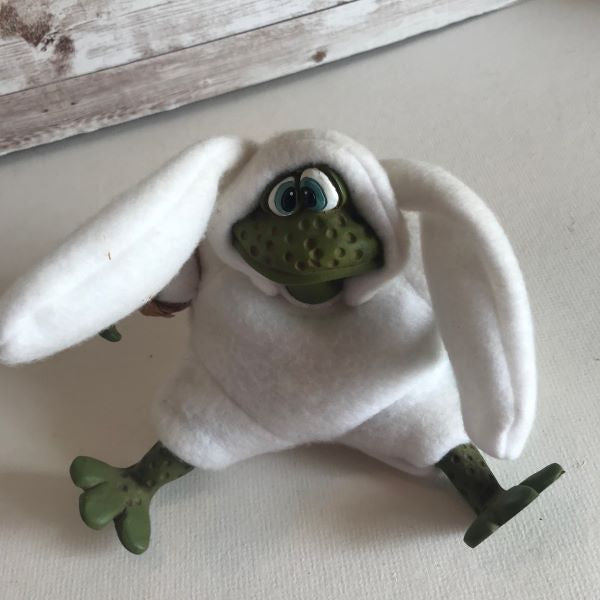 Russ Easter Rabbit Frog Stuffed Animal Country Folks Collectible Frobbit
